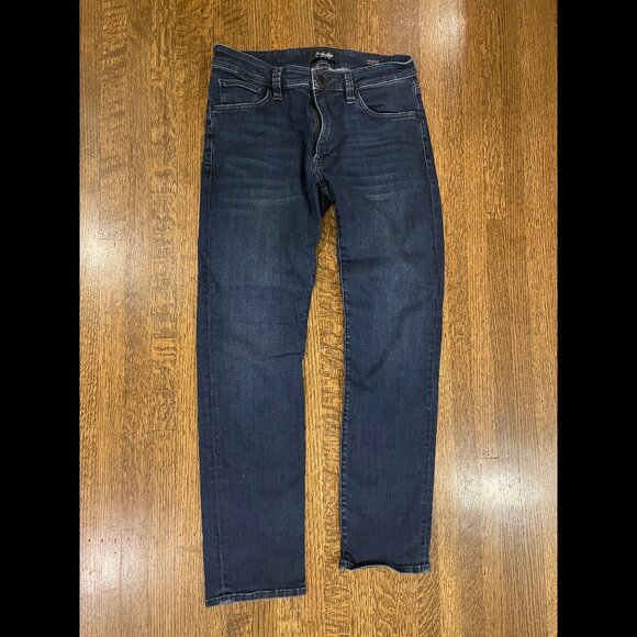 34 Heritage Men Courage Straight Leg in Dark Wash Denim < W33 L32 > - Picture 1 of 6